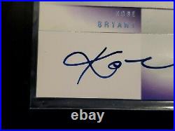 2003-04 Ultimate Collection Kobe Bryant Auto Signatures UD #KB-A Upper Deck HOF