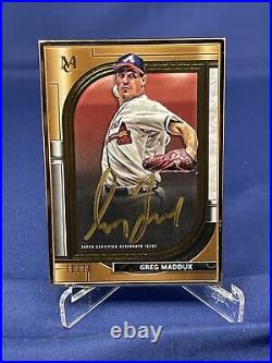 2021 Topps Museum Collections Baseball Greg Maddux 10/10 Gold Frame Auto
