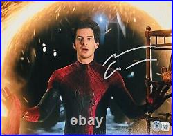 Andrew Garfield Autographed 8x10 Spiderman Photo Beckett BAS Witnessed