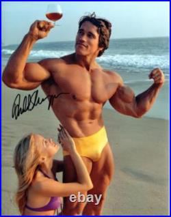 Arnold Schwarzengger Signed 11x14 Photo Autographed with COA