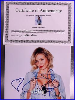 Cameron Diaz Autographed 8 10 w. COA from MEMORY LANE