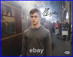 Daniel Radcliffe Signed 11x14 Photo Harry Potter Authentic Autograph Beckett 13