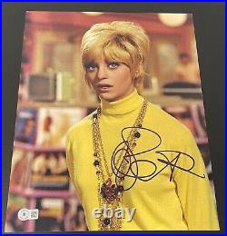 Goldie Hawn Signed Autograph 11x14 Photo Authentic Cactus Flower Beauty BAS COA