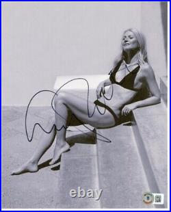 Gwyneth Paltrow Bikini Autographed Signed 8x10 Photo Authentic BAS COA