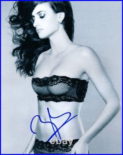 Hot Sexy Penelope Cruz Signed 8x10 Photo Authentic Autograph