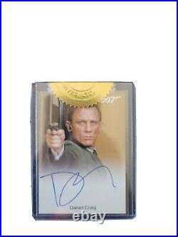 James Bond Daniel Craig Skyfall Autograph Card
