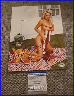 Jenny Mccarthy Signed 8x10 Photo Boobs Picnic Psa/dna Authenticated #ai29542