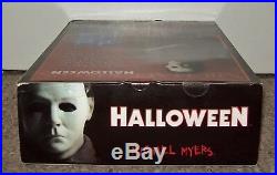 Michael Myers SIGNED by 5 Halloween Sideshow 2003 Figure Night He Came Home neca