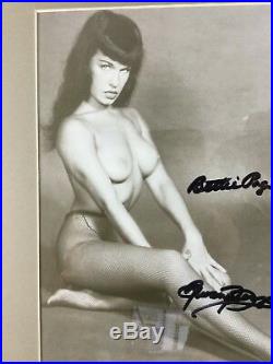 Original Signed 8x10 Photo Sexy Pinup Girl Bettie Page Bunny Yeager Autograph Fh