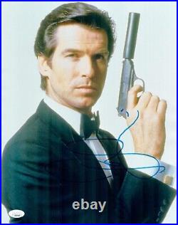 PIERCE BROSNAN Signed 007 JAMES BOND GOLDENEYE 11x14 Photo Autograph JSA COA