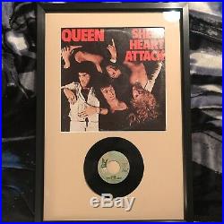 Queen Autographed Vinyl-All 4 Queen Members Autograph, Freddie Mercury Autograph