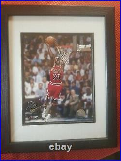 Upper Deck Collectibles Michael Jordan Autographed 8x10 Photo