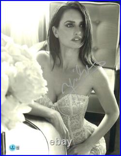 W@W Penelope Cruz Signed Autograph Sexy 11X14 PHOTO Beckett BAS