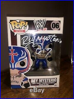 WWE funko pop signed autographed Rey Mysterio